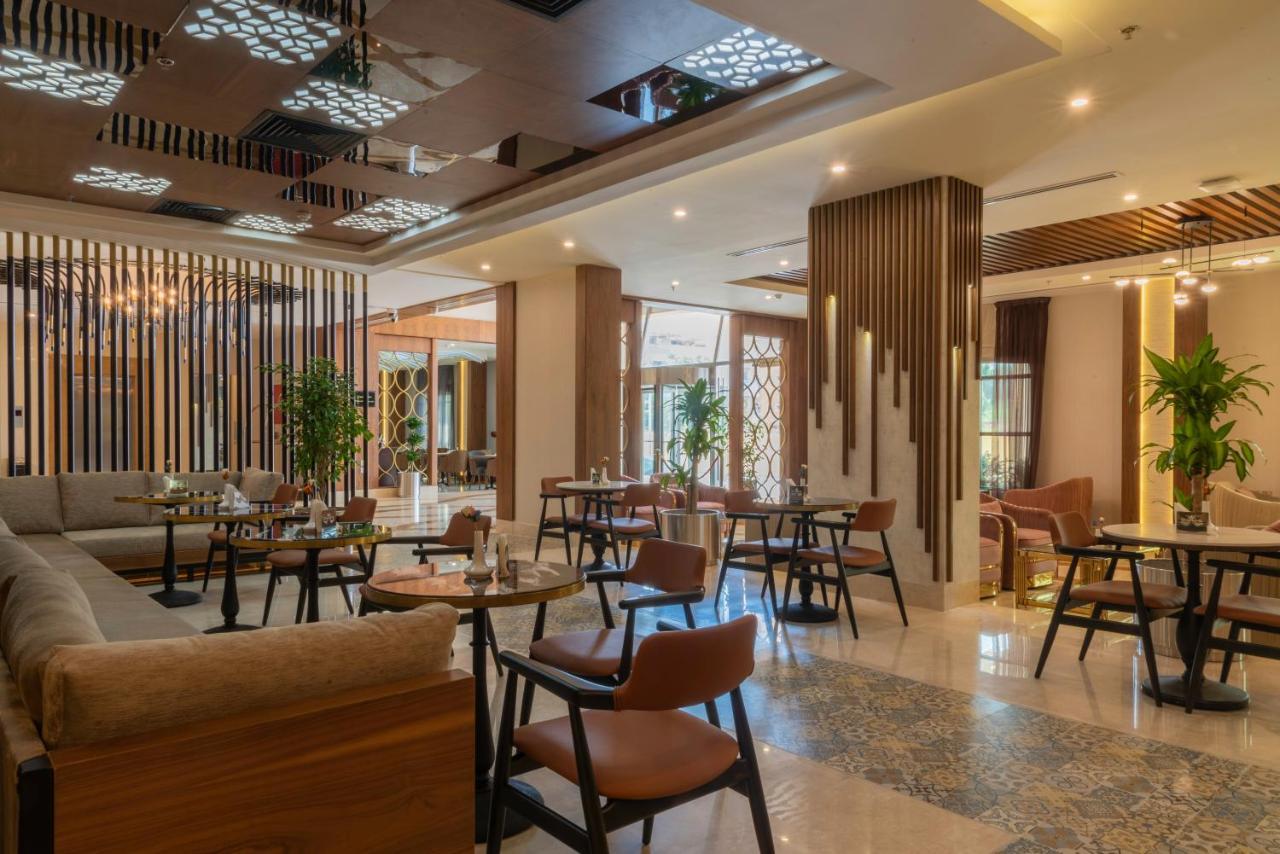 Sunday Emerald Hotel Jeddah Exterior foto