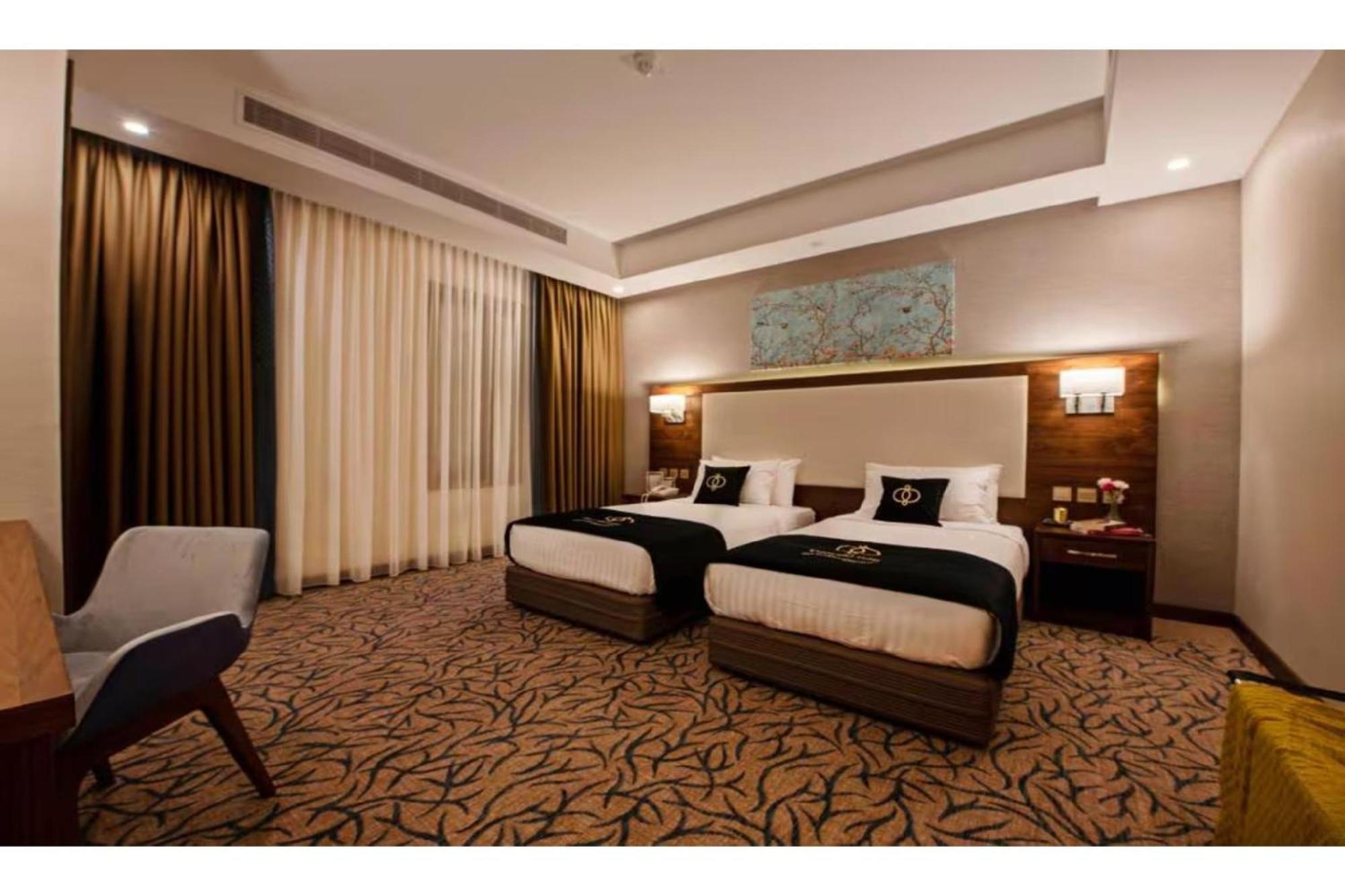 Sunday Emerald Hotel Jeddah Exterior foto